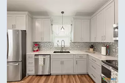 2872 Lakeview Drive, Canyon Lake, TX 78133 - Photo 13