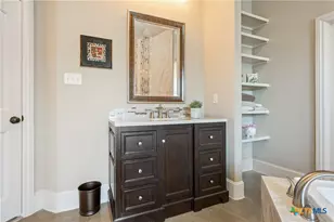 1007 Saddle Bluff Dr, Salado, TX 76571 - Photo 11