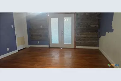 2001 E Forrest Street, Victoria, TX 77901 - Photo 9