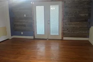 2001 E Forrest St, Victoria, TX 77901 - Photo 9