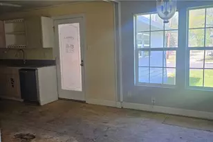 2001 E Forrest St, Victoria, TX 77901 - Photo 7