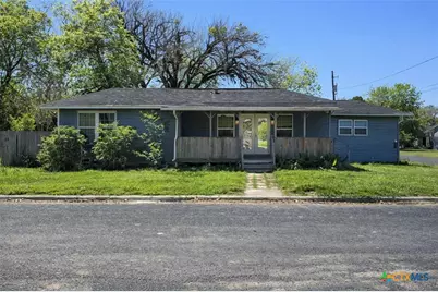 2001 E Forrest Street, Victoria, TX 77901 - Photo 1