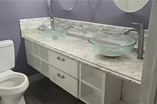 2001 E Forrest St, Victoria, TX 77901 - Photo 11