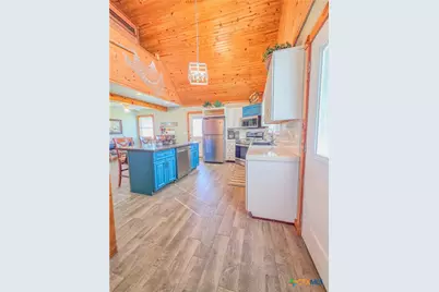 376 Haddock Drive, Palacios, TX 77465 - Photo 9