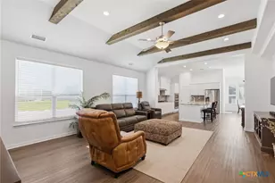 348 Brushy Creek, Victoria, TX 77904 - Photo 5