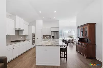 348 Brushy Creek, Victoria, TX 77904 - Photo 9