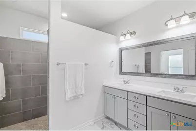 348 Brushy Creek, Victoria, TX 77904 - Photo 19