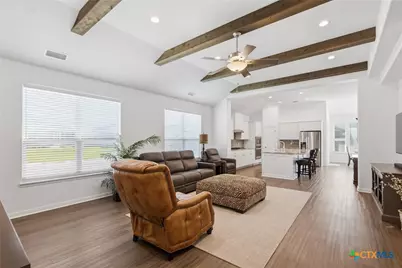 348 Brushy Creek, Victoria, TX 77904 - Photo 5