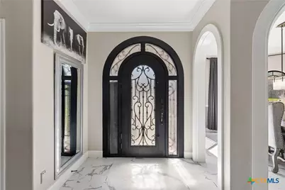 2026 Dripping Springs, New Braunfels, TX 78130 - Photo 5