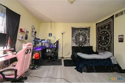 1805 Rosemary Avenue, Victoria, TX 77901 - Photo 11