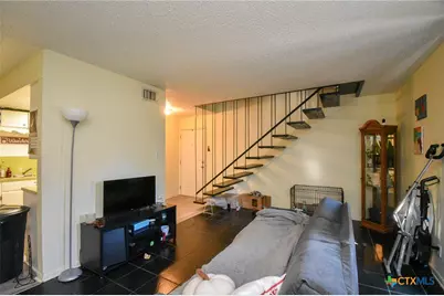 1805 Rosemary Avenue, Victoria, TX 77901 - Photo 7