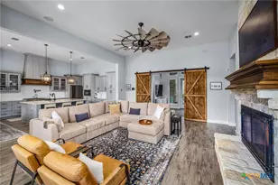 1623 Decanter Dr, New Braunfels, TX 78132 - Photo 9