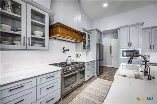 1623 Decanter Dr, New Braunfels, TX 78132 - Photo 13