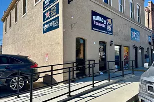 211 E Court St, Seguin, TX 78155 - Photo 1