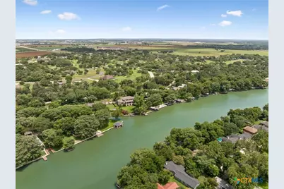 232 Laguna Rio, Seguin, TX 78155 - Photo 3
