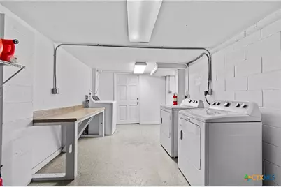 527 W San Antonio Street #6, San Marcos, TX 78666 - Photo 13