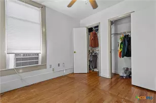 527 W San Antonio St, San Marcos, TX 78666 - Photo 5