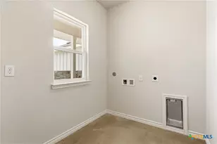 406 W Avenue C, Copperas Cove, TX 76522 - Photo 19