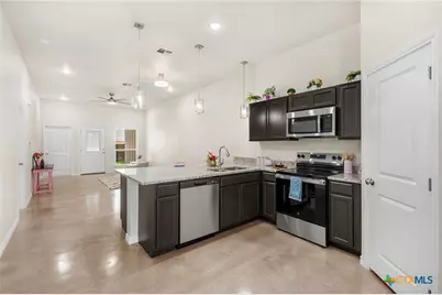 410 W Avenue C, Copperas Cove, TX 76522 - Photo 11