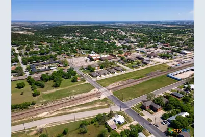 410 W Avenue C, Copperas Cove, TX 76522 - Photo 33