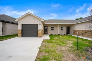 410 W Avenue C, Copperas Cove, TX 76522 - Photo 1