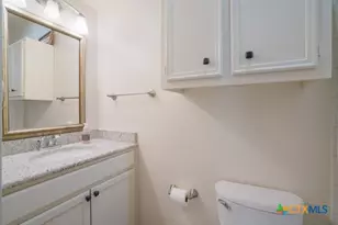 1005 N LBJ Dr, San Marcos, TX 78666 - Photo 9