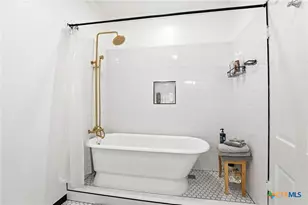 6673 Center Point Rd, San Marcos, TX 78666 - Photo 17