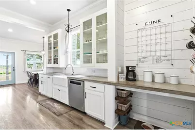 6673 Center Point Road, San Marcos, TX 78666 - Photo 11