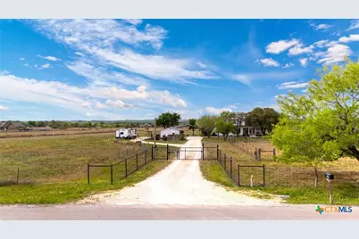 6673 Center Point Road, San Marcos, TX 78666 - Photo 31