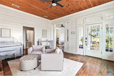 6673 Center Point Road, San Marcos, TX 78666 - Photo 3