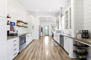 6673 Center Point Rd, San Marcos, TX 78666 - Photo 9