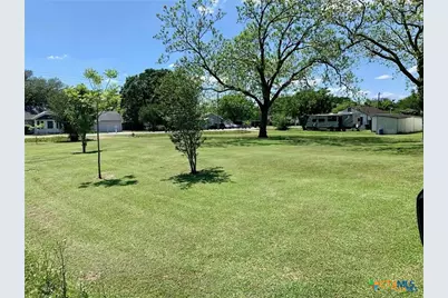 0 E Division Street, Edna, TX 77957 - Photo 5