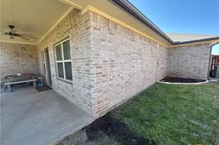 806 Eagle Crst Cv, Salado, TX 76571 - Photo 35