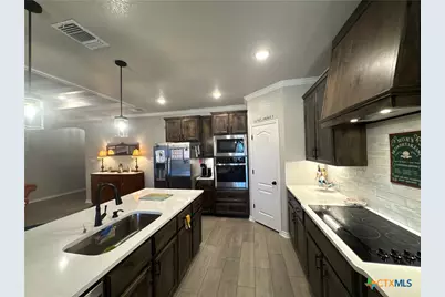 806 Eagle Crest Cove, Salado, TX 76571 - Photo 11