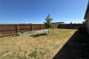 806 Eagle Crst Cv, Salado, TX 76571 - Photo 19
