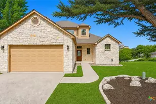 322 Kings Crown, Canyon Lake, TX 78133 - Photo 1