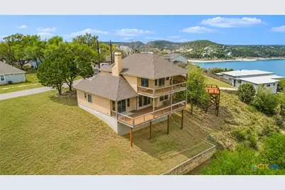 322 Kings Crown, Canyon Lake, TX 78133 - Photo 5
