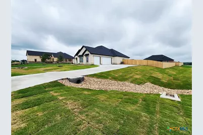 410 Hamer, Salado, TX 76571 - Photo 3