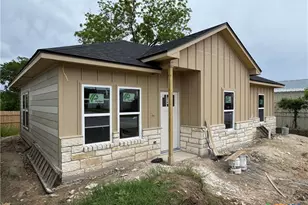 606 Bridge St, Gatesville, TX 76528 - Photo 3