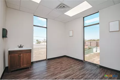 4104 Houston Highway #500, Victoria, TX 77901 - Photo 9