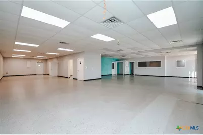 305 Sam Houston Drive #B & C, Victoria, TX 77901 - Photo 5