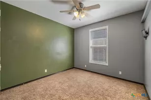 609 Mason Cir, Victoria, TX 77904 - Photo 11