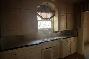 1801 N Goldman St, Victoria, TX 77901 - Photo 7