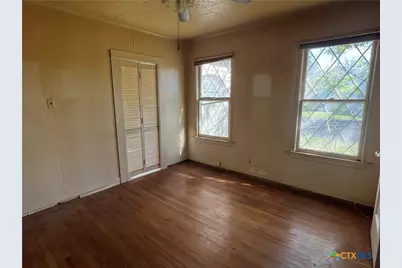 1801 N Goldman Street, Victoria, TX 77901 - Photo 17