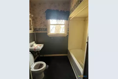 1801 N Goldman Street, Victoria, TX 77901 - Photo 19