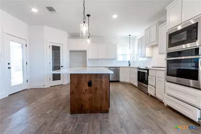 8505 James Herring's Way, Killeen, TX 76542 - Photo 13