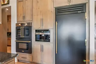 173 Via Lago, Belton, TX 76513 - Photo 15