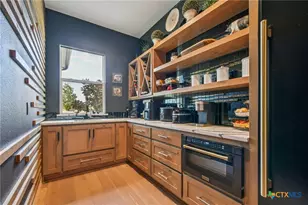 173 Via Lago, Belton, TX 76513 - Photo 17