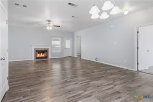 4504 The Searchers Dr, Killeen, TX 76549 - Photo 7