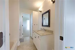 341 Co Rd 233, Hallettsville, TX 77964 - Photo 25